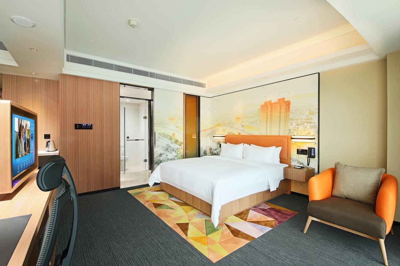 Hampton By Hilton Zhongshan Nanlang Exterior foto